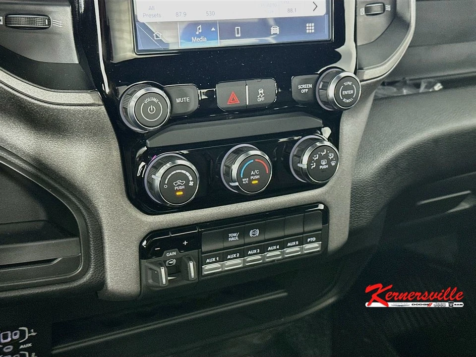 2026 Ram 3500 - Image 14 of 19