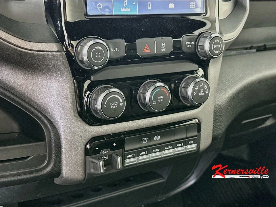 2026 Ram 3500 - Image 15 of 20