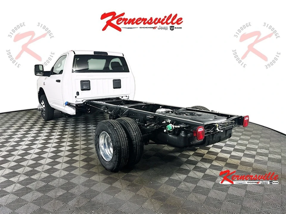 2026 Ram 3500 - Image 5 of 12