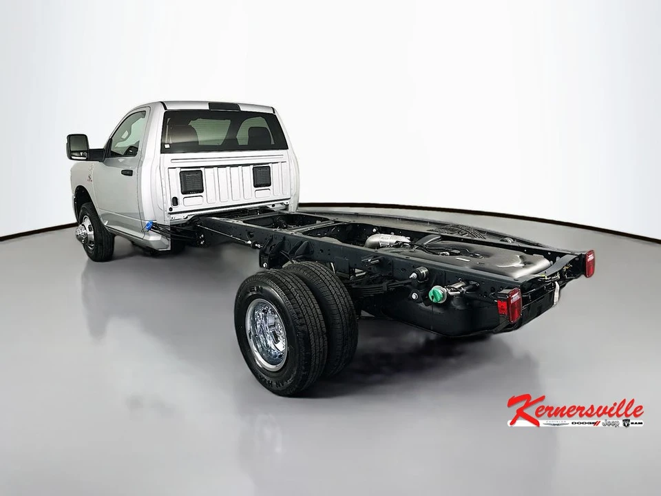 2026 Ram 3500 - Image 5 of 20