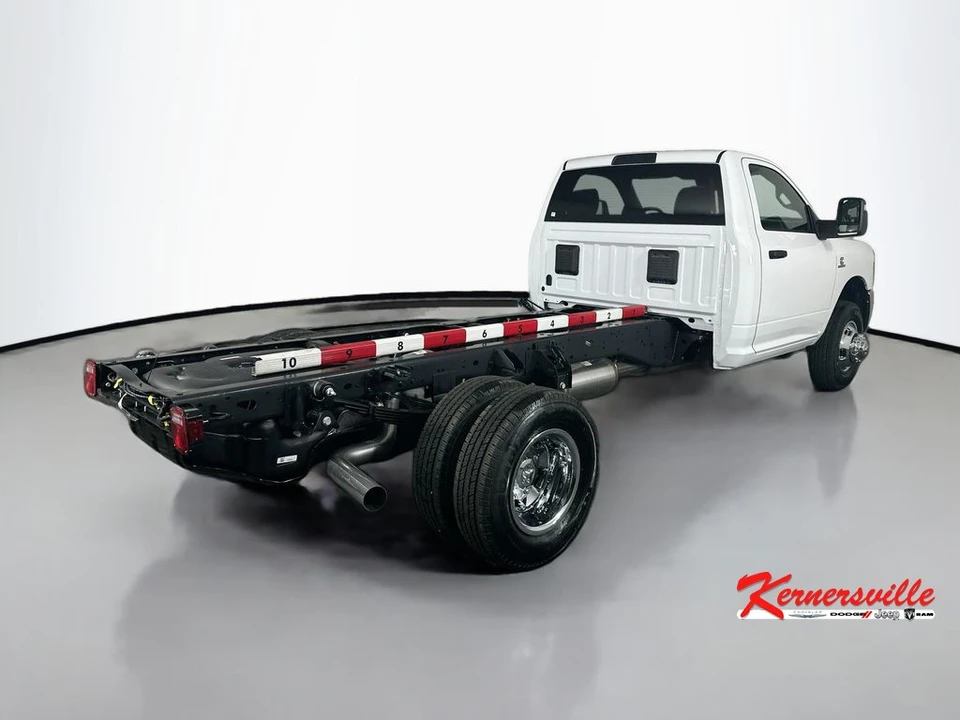 2026 Ram 3500 - Image 7 of 12