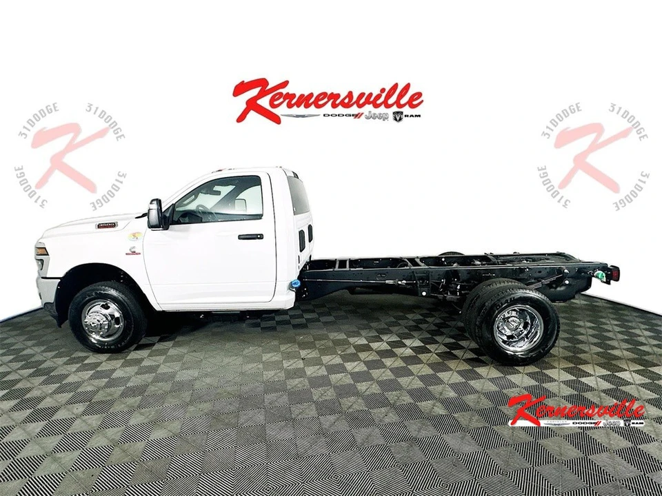 2026 Ram 3500 - Image 4 of 18