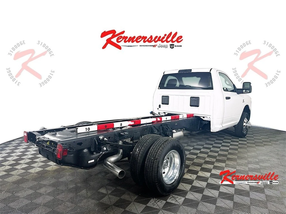 2026 Ram 3500 - Image 7 of 12