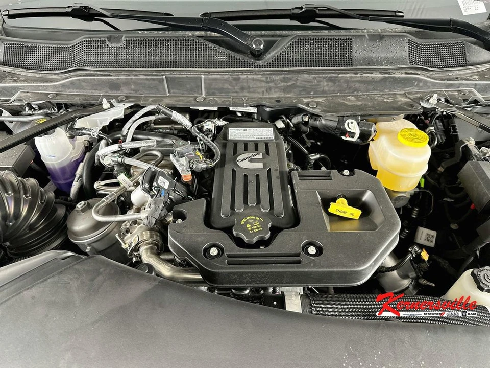 2026 Ram 3500 - Image 17 of 20