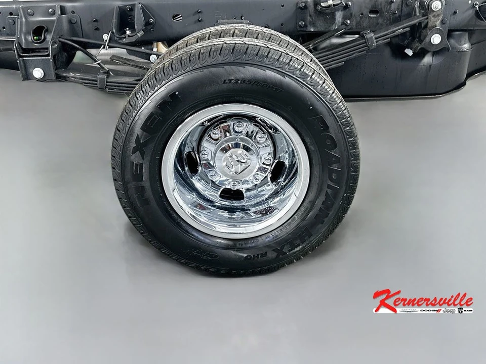 2026 Ram 3500 - Image 16 of 20