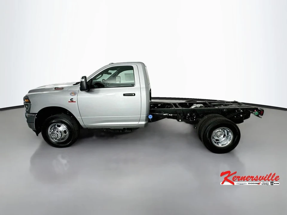 2026 Ram 3500 - Image 5 of 21