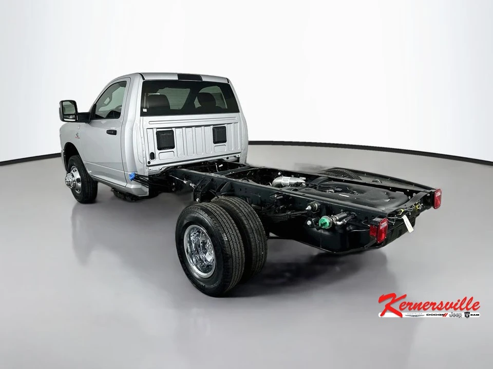 2026 Ram 3500 - Image 6 of 21