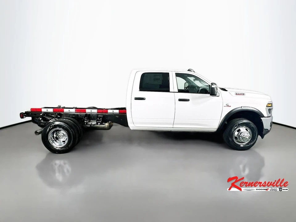 2026 Ram 3500 - Image 8 of 20