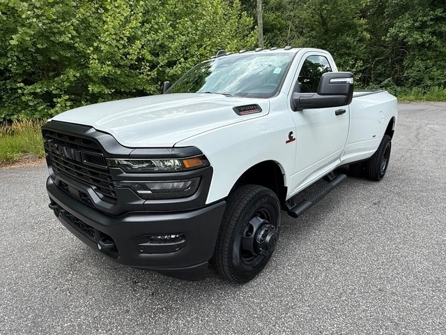 2026 Ram - Image 3 of 28
