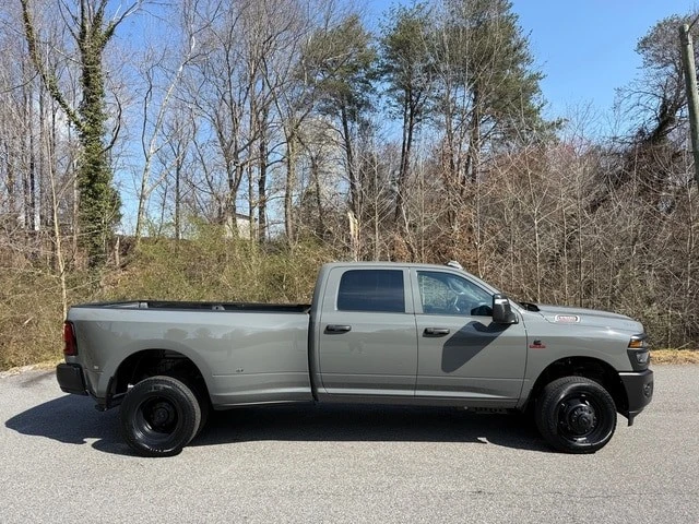 2026 Ram 3500 - Image 5 of 21