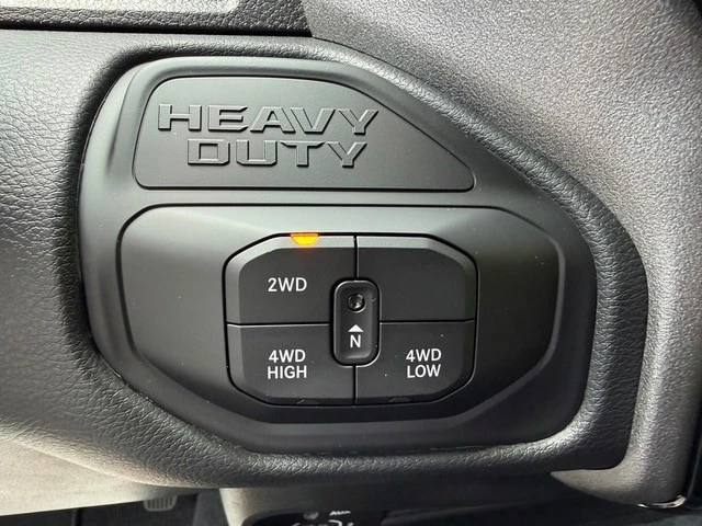 2026 Ram 3500 - Image 22 of 31