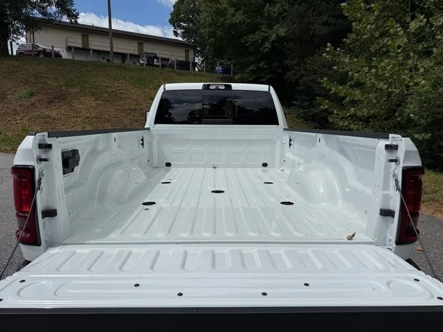 2026 Ram 3500 - Image 9 of 31