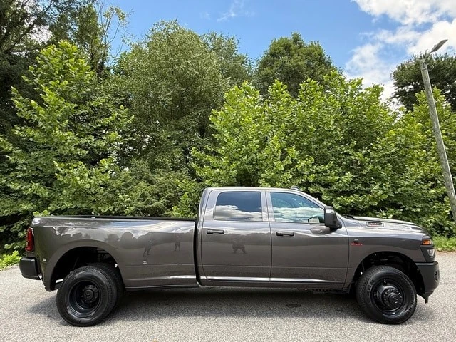 2026 Ram 3500 - Image 6 of 30
