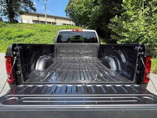 2026 Ram 3500 - Image 9 of 30
