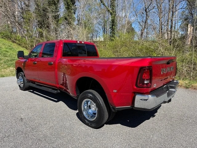 2026 Ram 3500 - Image 11 of 21