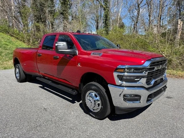 2026 Ram 3500 - Image 5 of 21