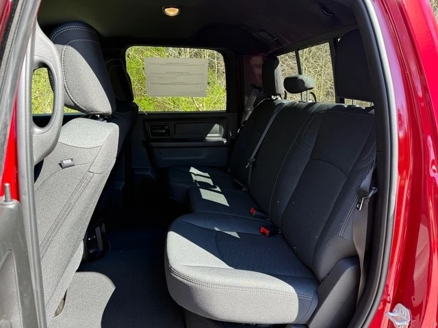 2026 Ram 3500 - Image 16 of 21