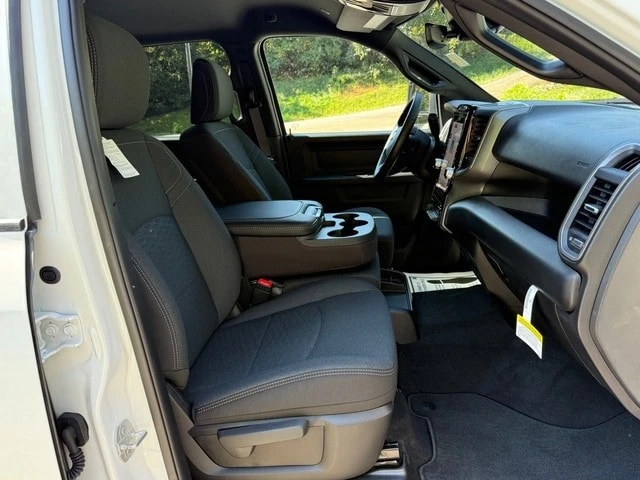 2026 Ram 3500 - Image 19 of 21