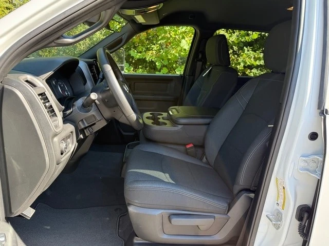 2026 Ram 3500 - Image 14 of 21
