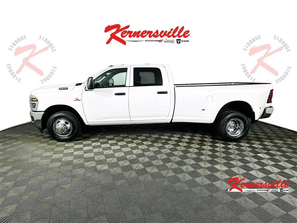 2026 Ram 3500 - Image 4 of 12