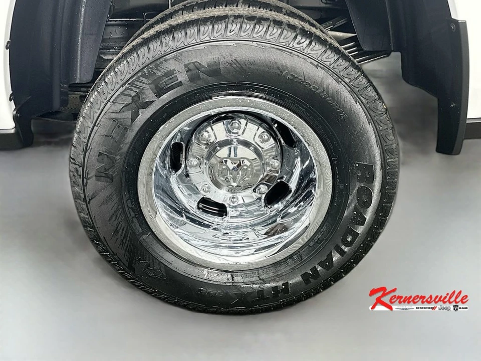 2026 Ram 3500 - Image 17 of 22