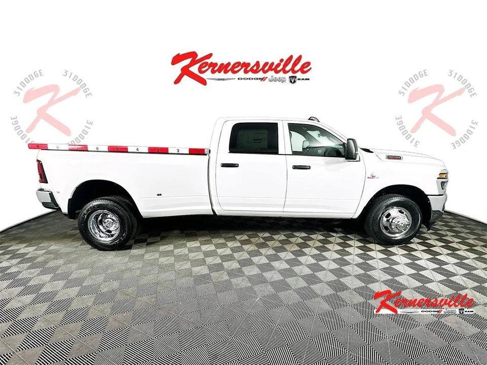 2026 Ram 3500 - Image 8 of 21