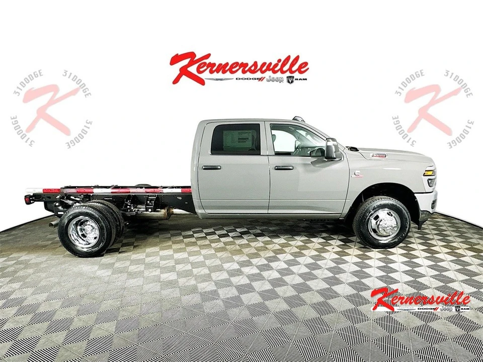 2026 Ram 3500 - Image 8 of 21