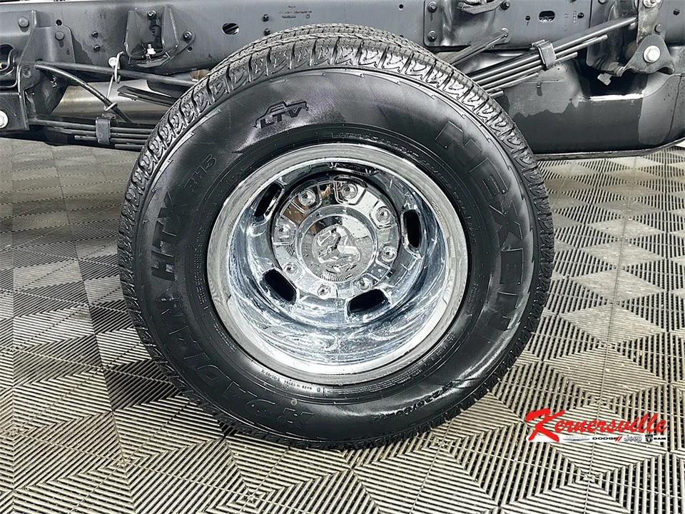 2026 Ram 3500 - Image 17 of 21