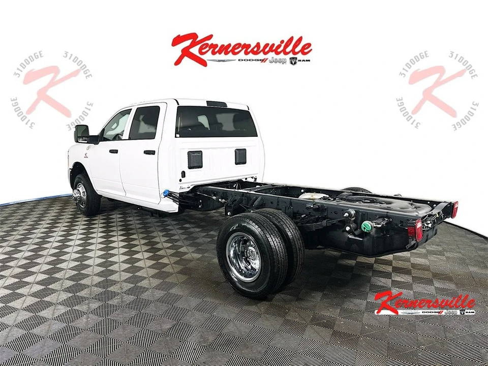 2026 Ram 3500 - Image 5 of 12