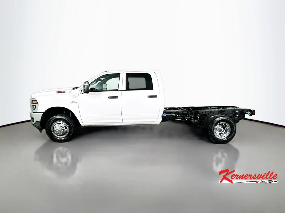 2026 Ram 3500 - Image 4 of 21