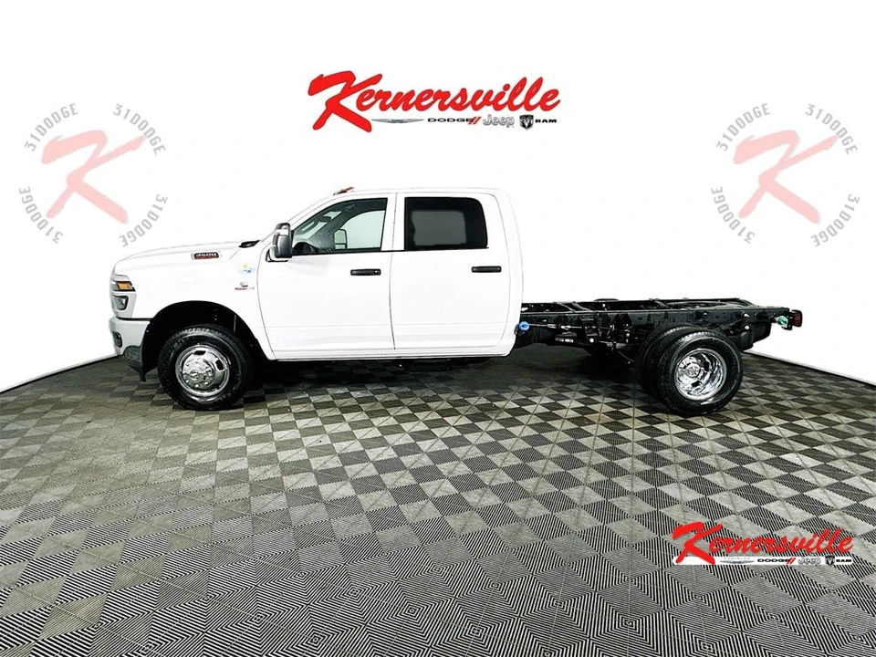 2026 Ram 3500 - Image 4 of 12