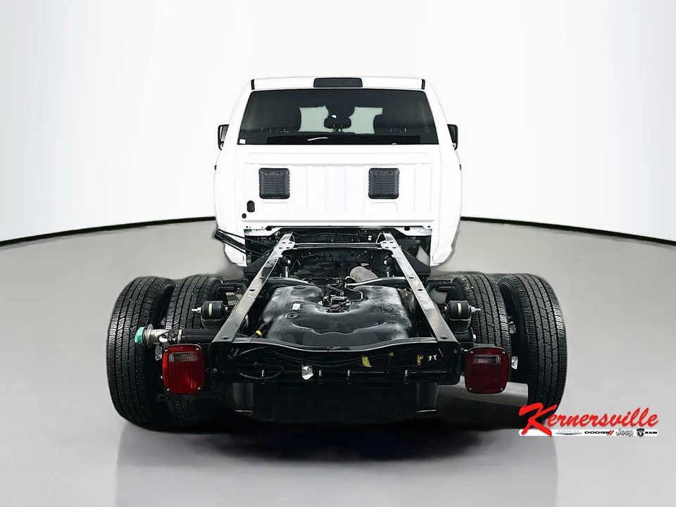 2026 Ram 3500 - Image 6 of 21