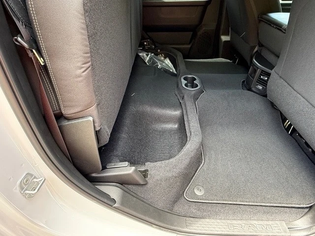 2026 Ram 3500 - Image 16 of 28