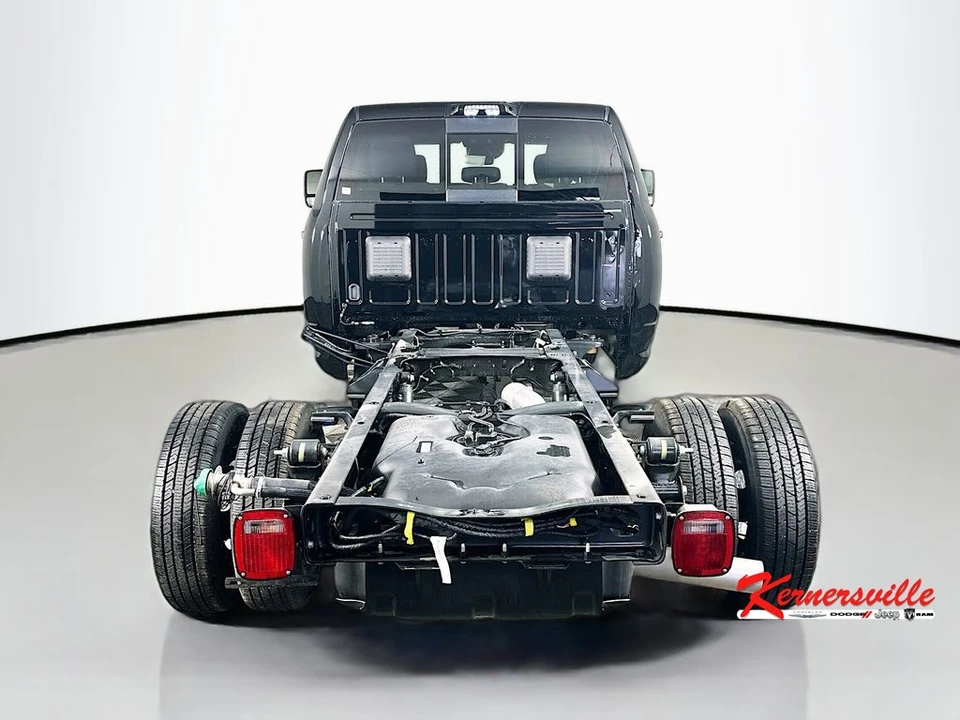 2026 Ram 3500 - Image 15 of 20