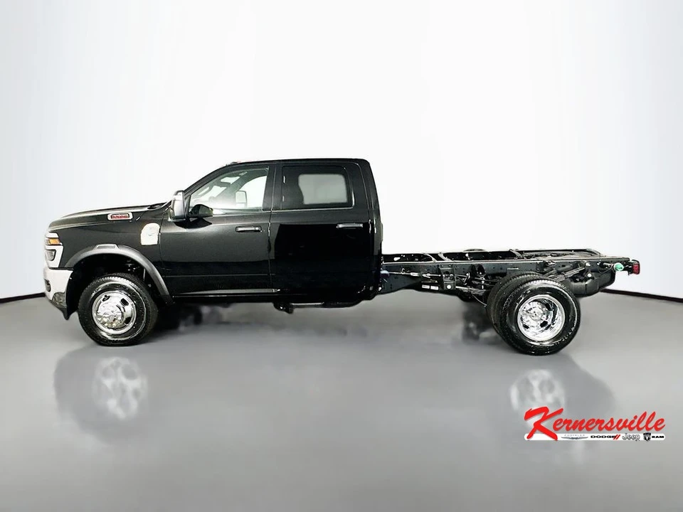 2026 Ram 3500 - Image 4 of 20