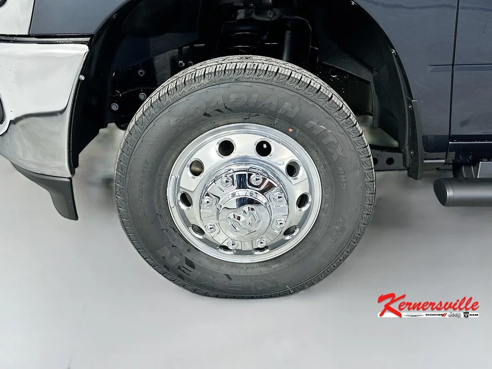 2026 Ram 3500 - Image 17 of 21