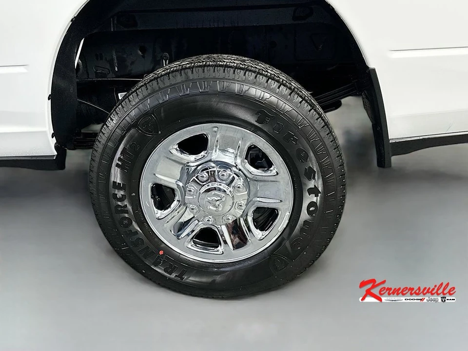 2026 Ram 3500 - Image 17 of 21