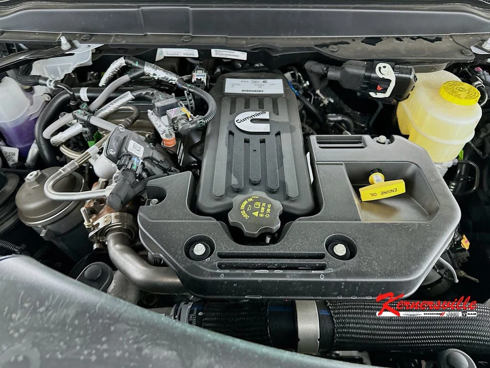 2026 Ram 3500 - Image 18 of 21
