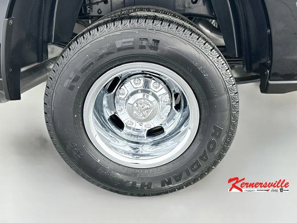 2026 Ram 3500 - Image 16 of 21