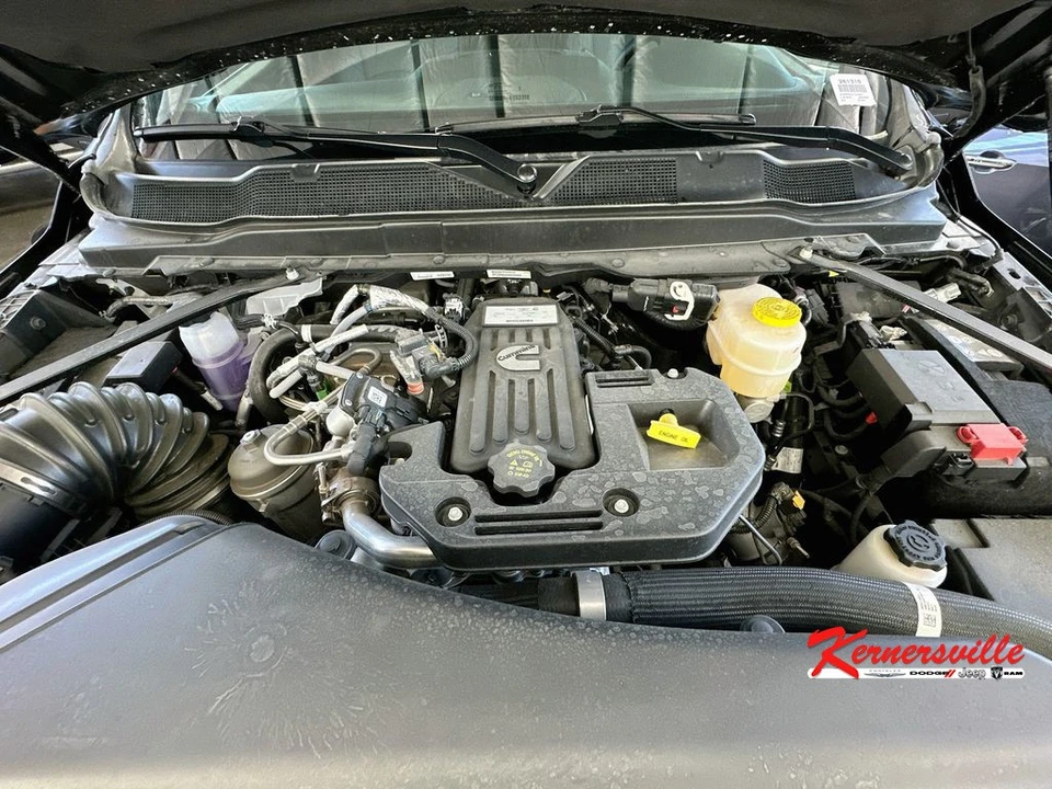 2026 Ram 3500 - Image 17 of 21