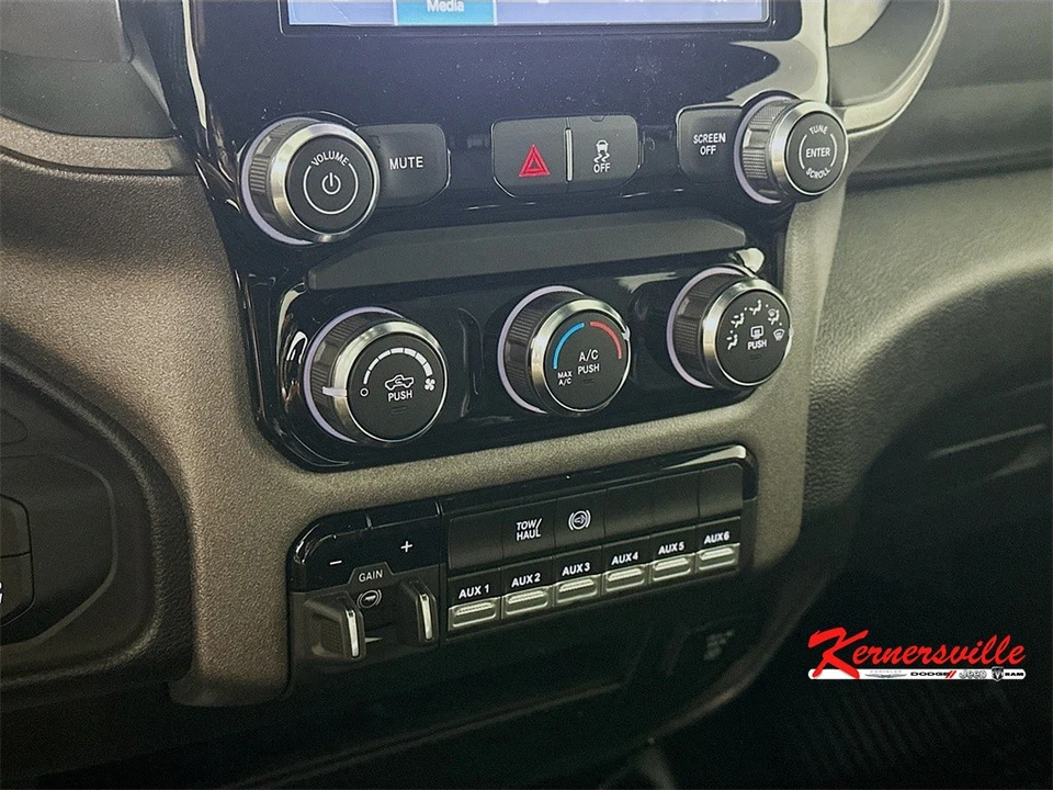 2026 Ram 3500 - Image 15 of 21