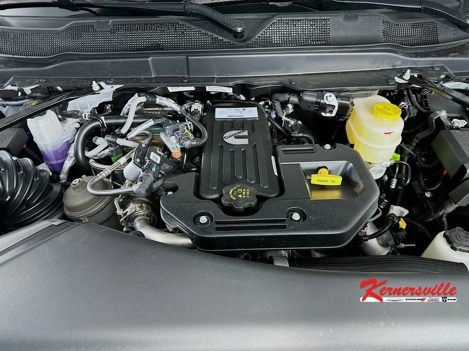 2026 Ram 3500 - Image 18 of 21