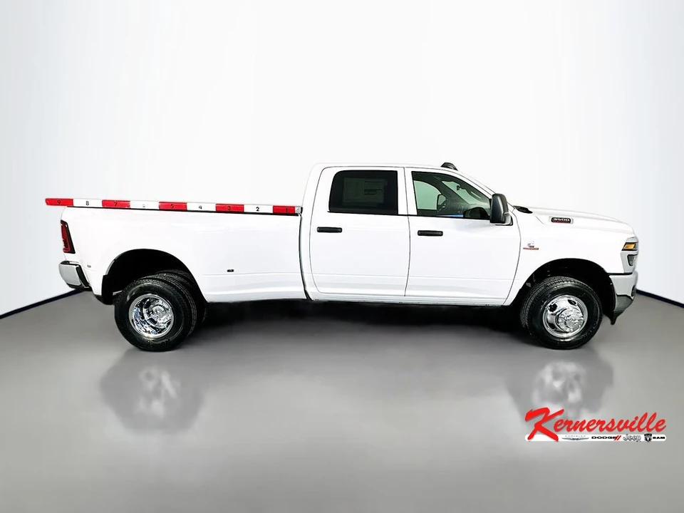 2026 Ram 3500 - Image 8 of 21