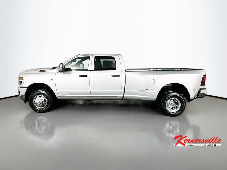 2026 Ram 3500 - Image 4 of 12