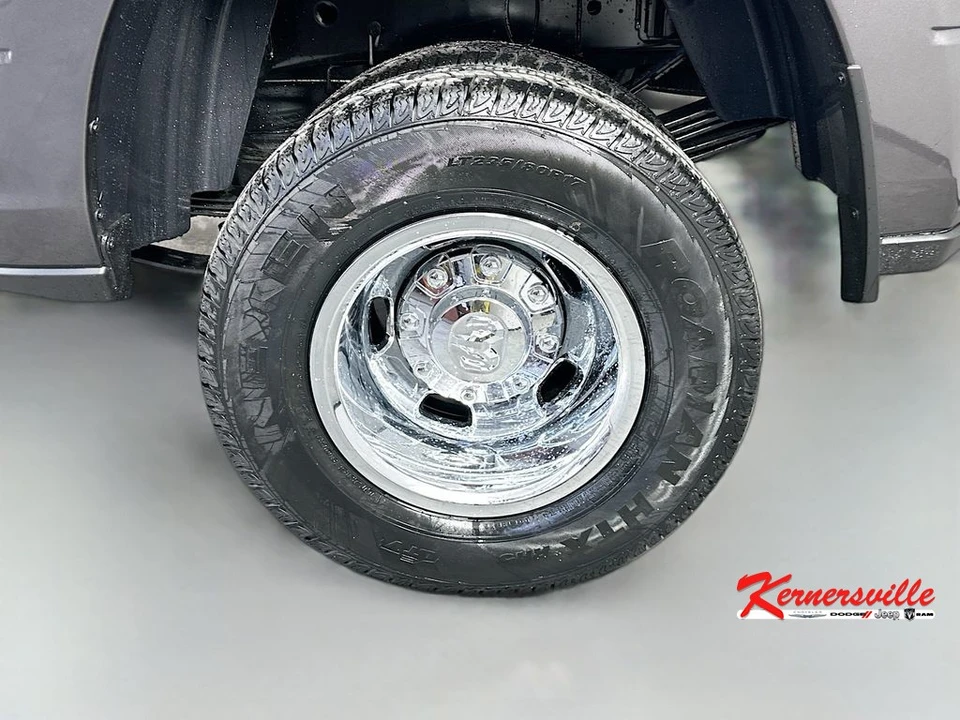 2026 Ram 3500 - Image 16 of 21