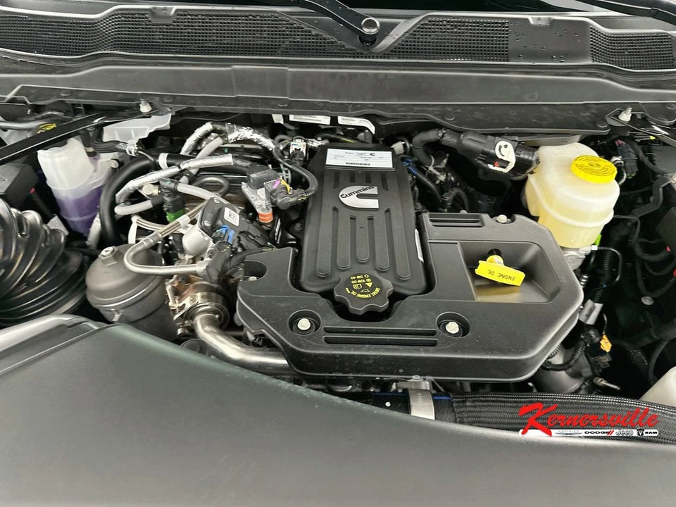 2026 Ram 3500 - Image 18 of 21