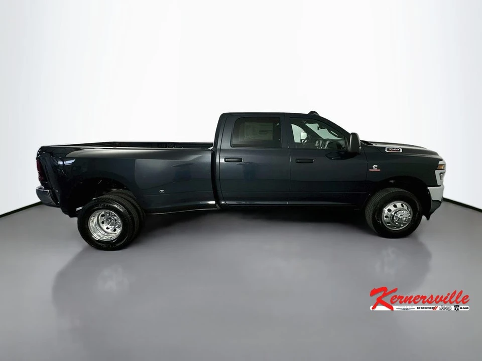 2026 Ram 3500 - Image 8 of 21