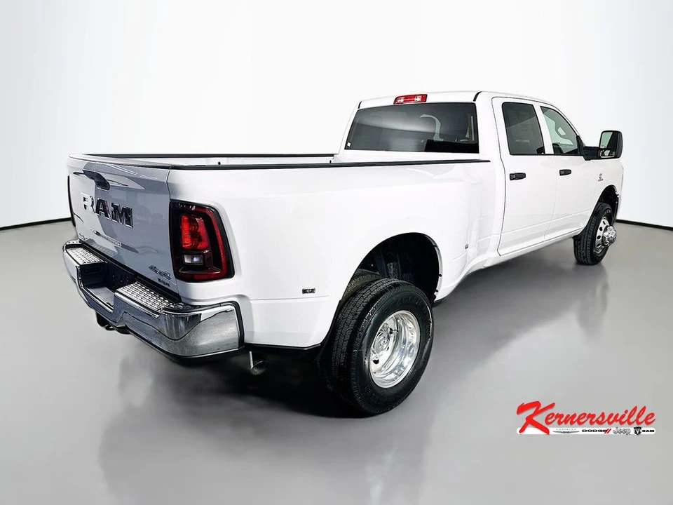 2026 Ram 3500 - Image 7 of 21