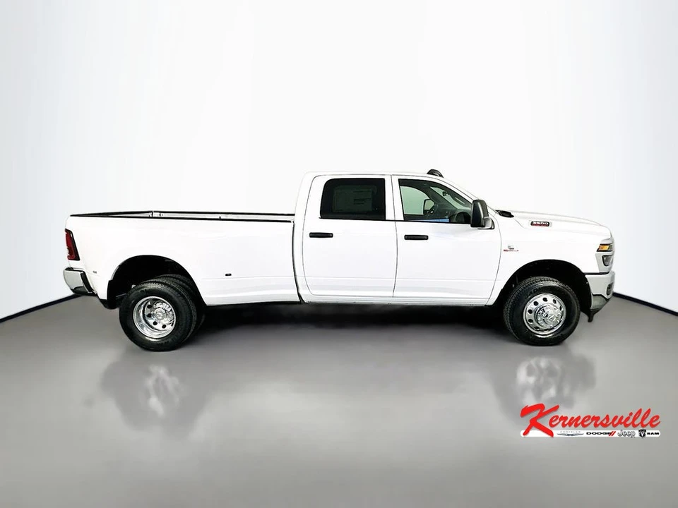 2026 Ram 3500 - Image 8 of 21