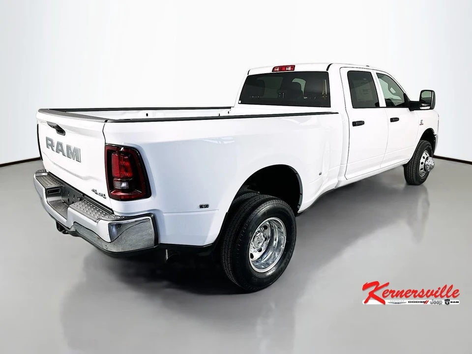 2026 Ram 3500 - Image 7 of 21